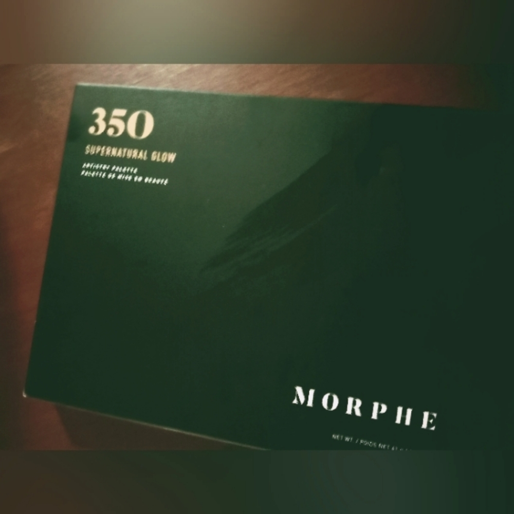 New! Morphe "SuperNatural Glow" Eyeshadow Artistry Palette GifBox - Picture 2 of 8